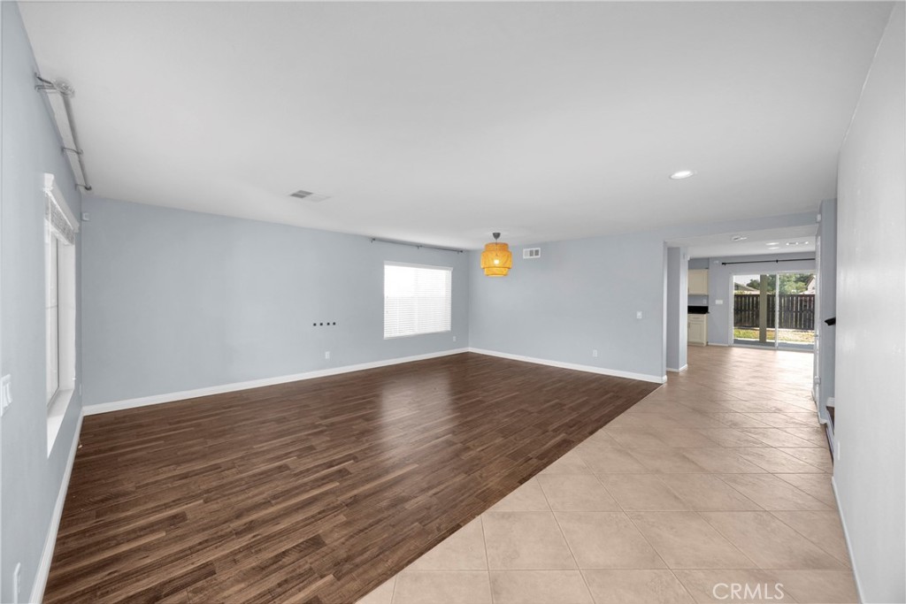 32092 Zion Way Property Photo 3