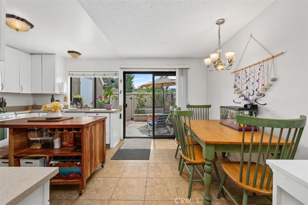 14 Greenleaf Property Photo 10