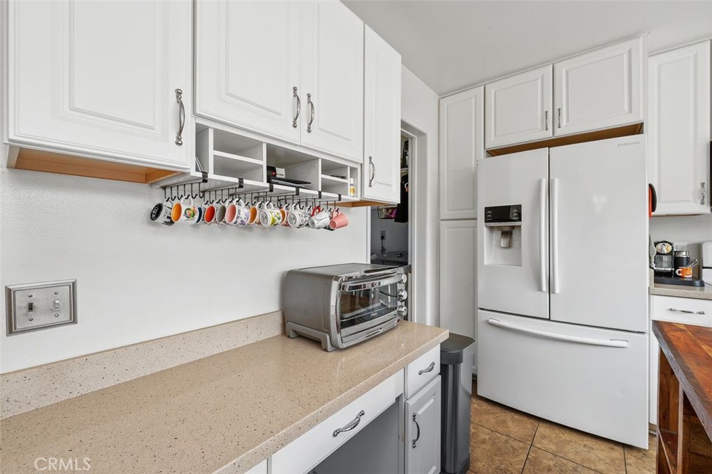 14 Greenleaf Property Photo 15