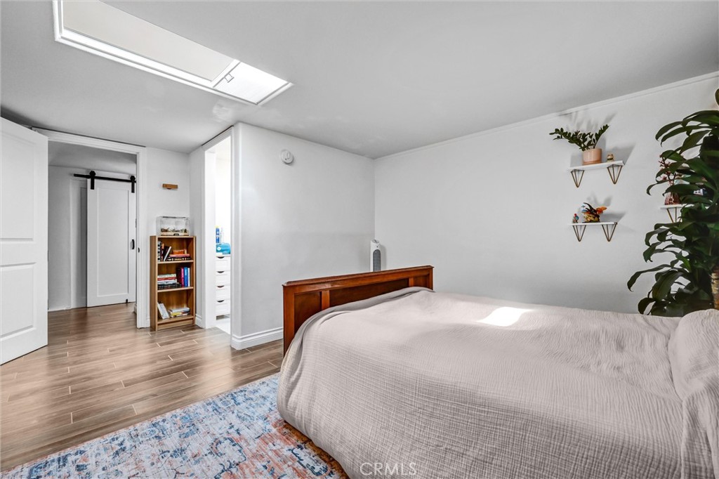 2504 University Property Photo 18