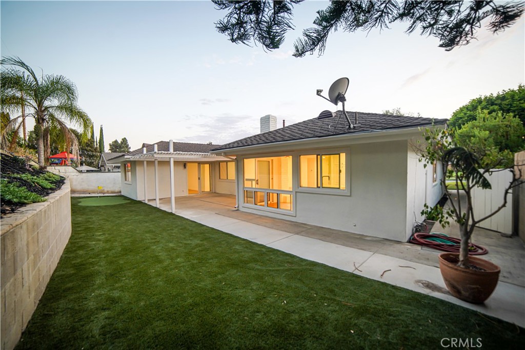 1344 Avolencia Property Photo 4