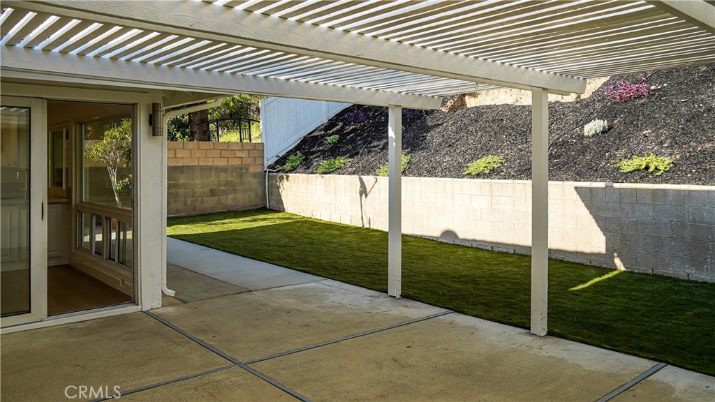 1344 Avolencia Property Photo 31