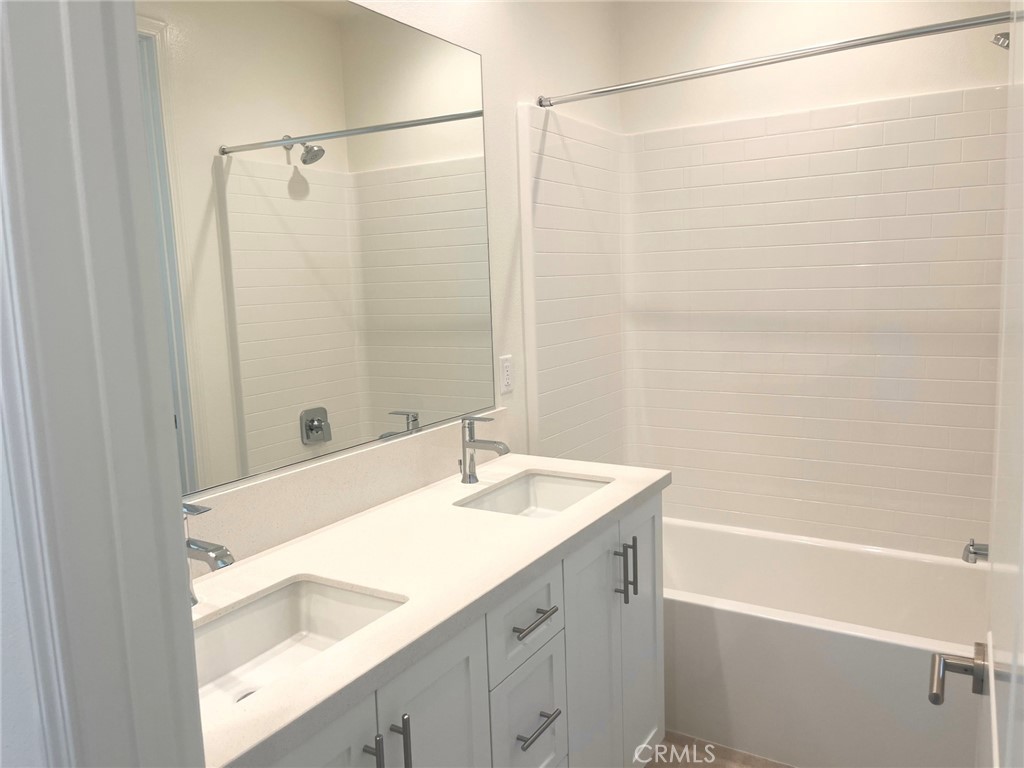 523 Tracy Place Property Photo 11