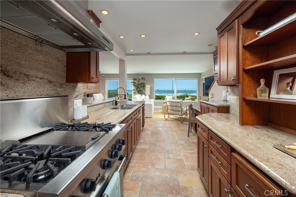 6911 E Seaside Property Photo 10