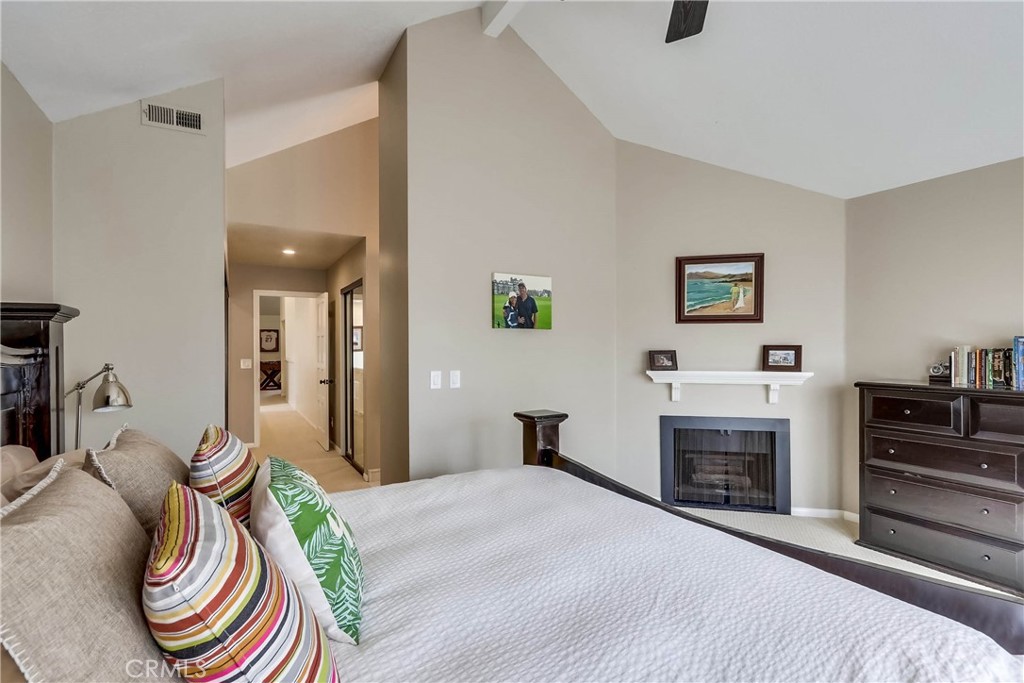 225 20th Property Photo 15