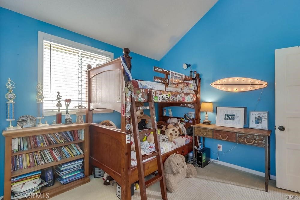 225 20th Property Photo 18