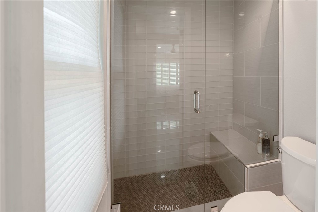 543 Victoria M Property Photo 10