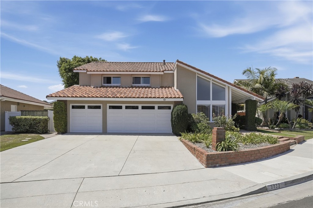 8832 Arcel Property Photo