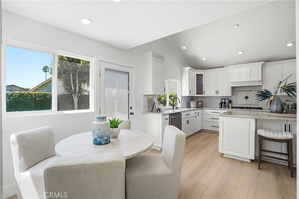 8832 Arcel Property Photo 22