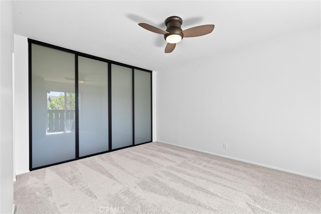 128 Clearbrook Property Photo 11