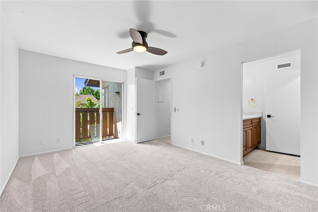 128 Clearbrook Property Photo 13