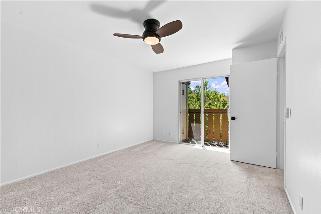 128 Clearbrook Property Photo 15
