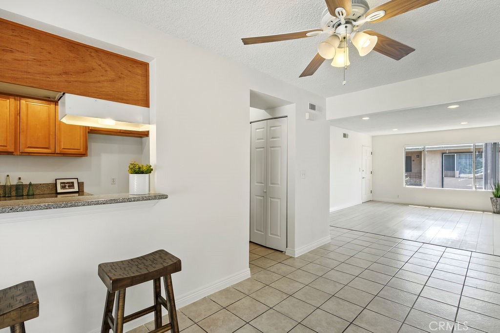 1801 Greenleaf Street 15 Property Photo 10