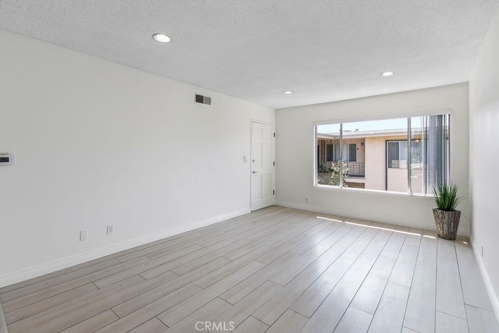 1801 Greenleaf Street 15 Property Photo 12