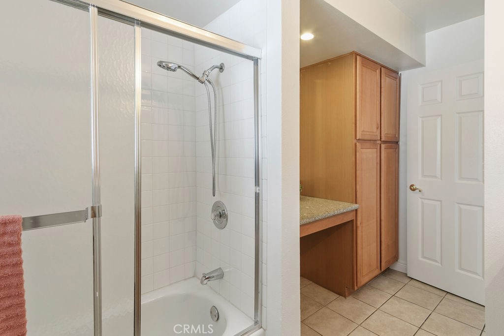 1801 Greenleaf Street 15 Property Photo 15