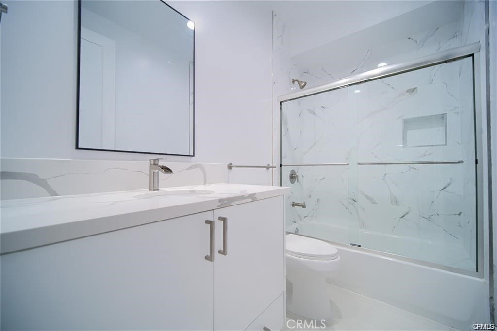 4455 S Slauson Avenue Property Photo 14