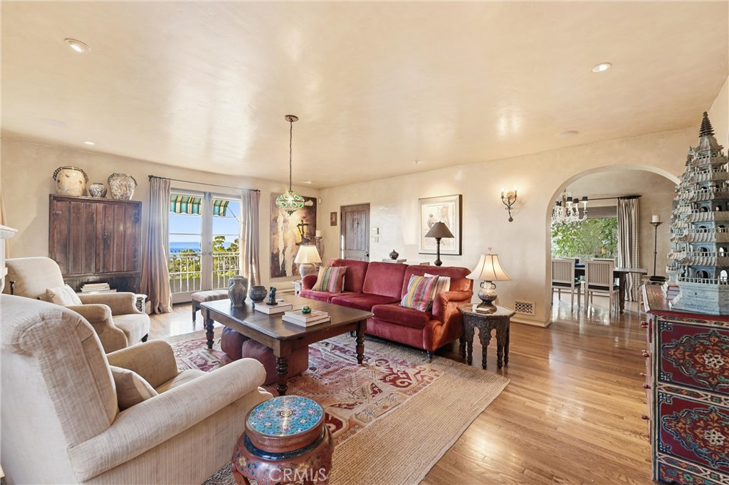 260 High Property Photo 5