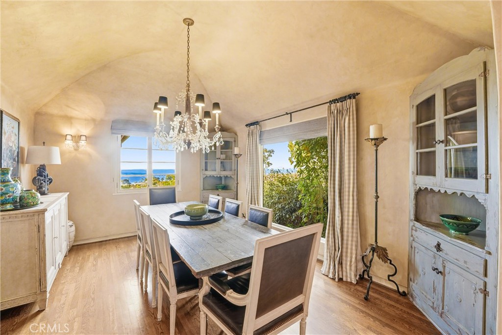 260 High Property Photo 8