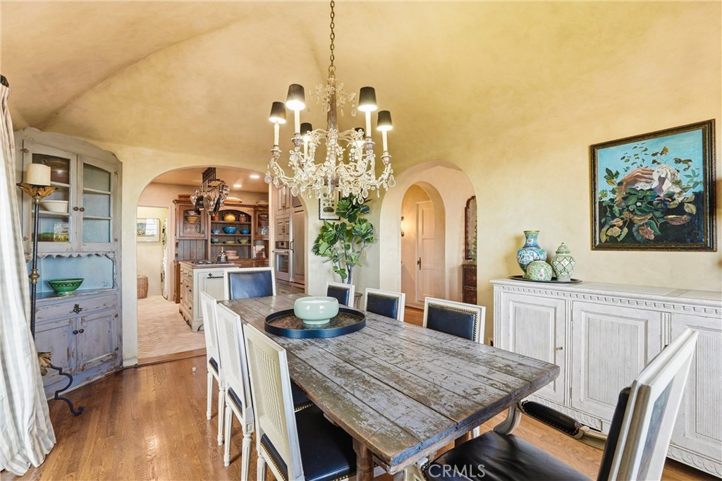 260 High Property Photo 9