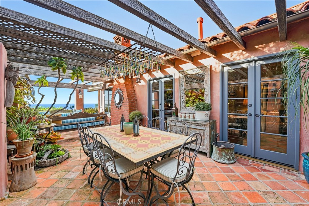 260 High Property Photo 23