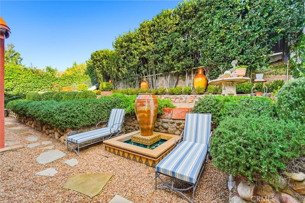 260 High Property Photo 30