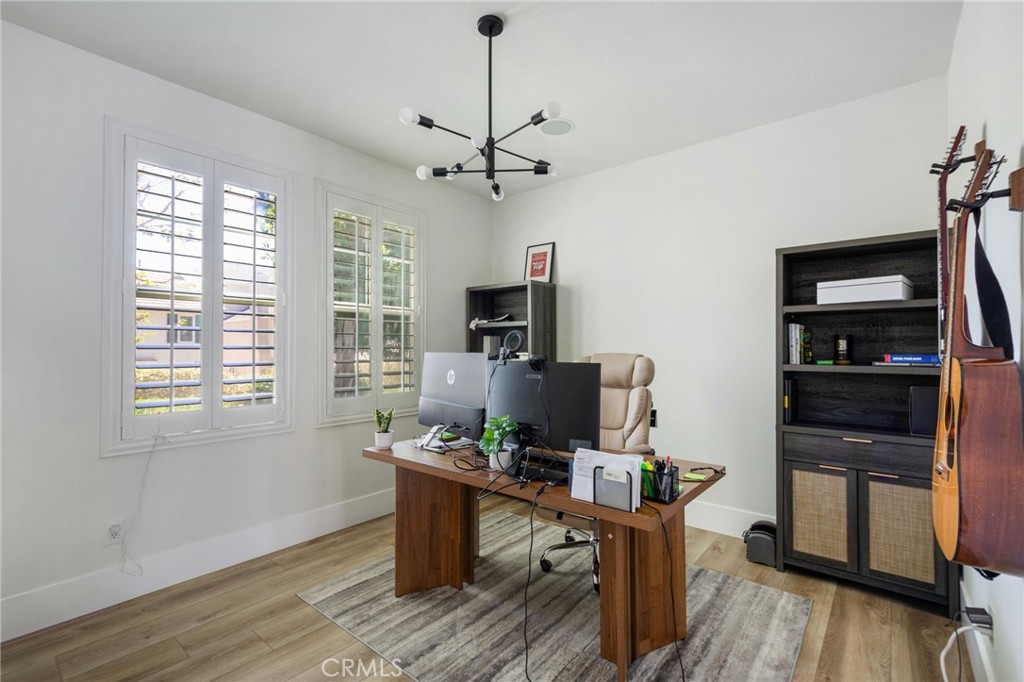 24 Thorp Spring Property Photo 5