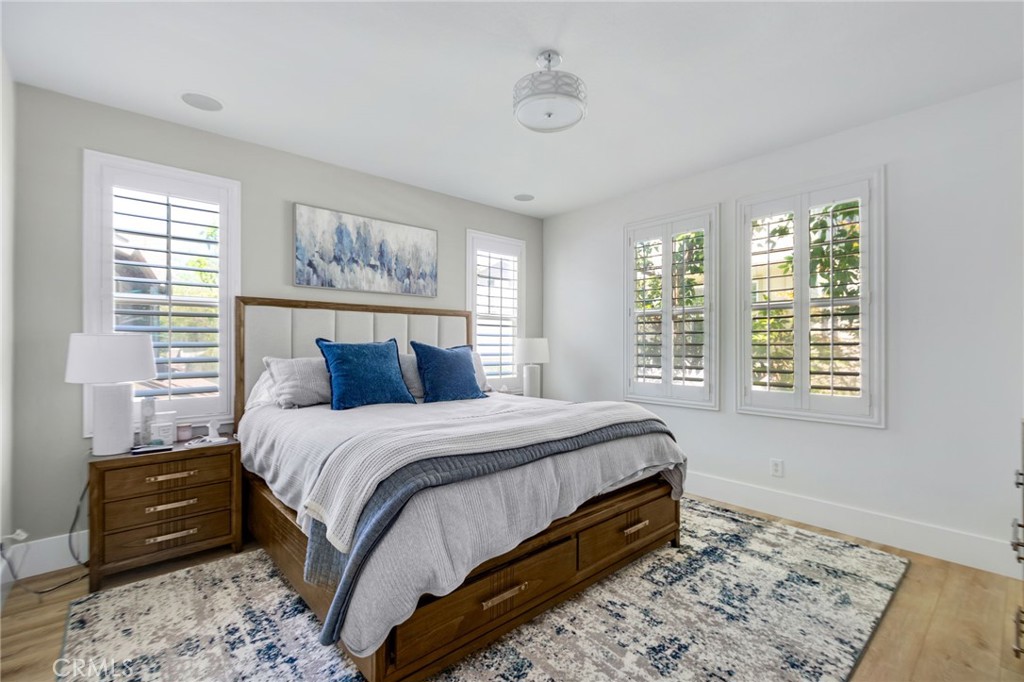 24 Thorp Spring Property Photo 17