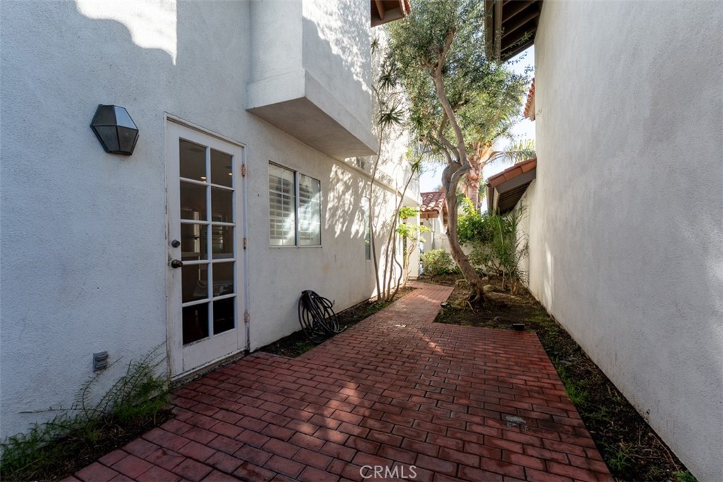 106 Del Gado Road Property Photo 38