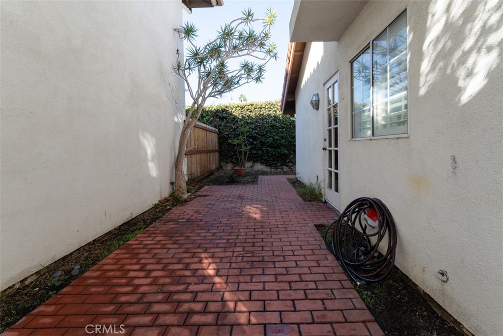 106 Del Gado Road Property Photo 39