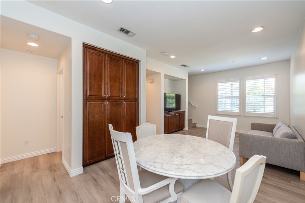 142 Full Moon Property Photo 4