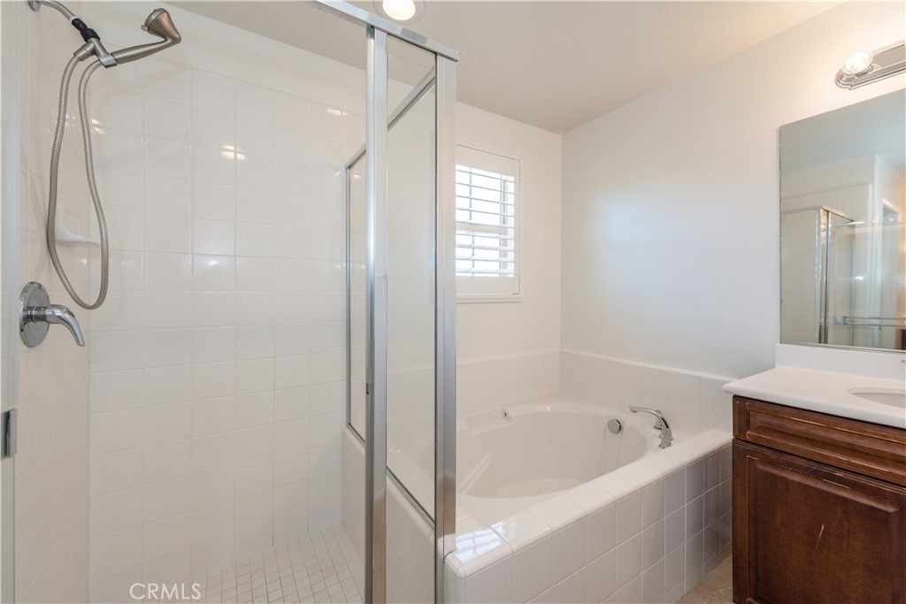 142 Full Moon Property Photo 16