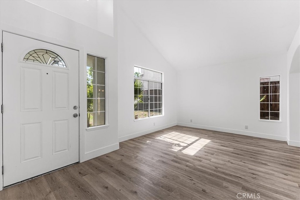 718 Saint Helena Property Photo 3