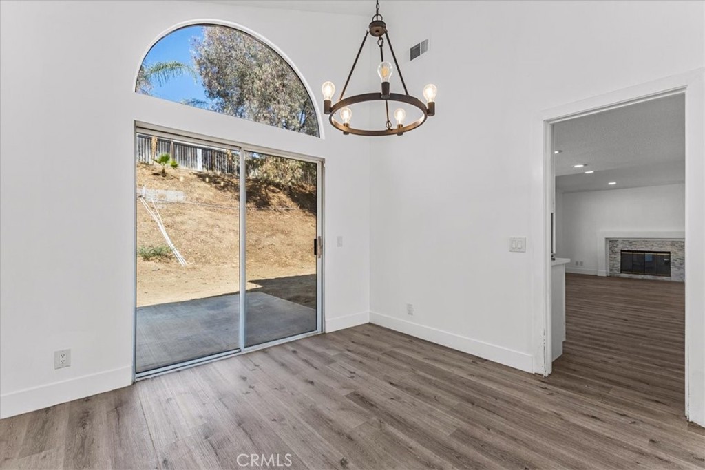 718 Saint Helena Property Photo 8