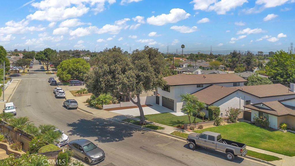 13822 Faust Property Photo 4