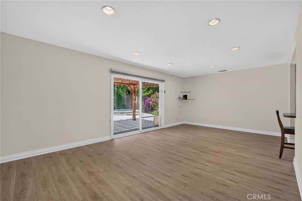5051 Sisson Drive Property Photo 14