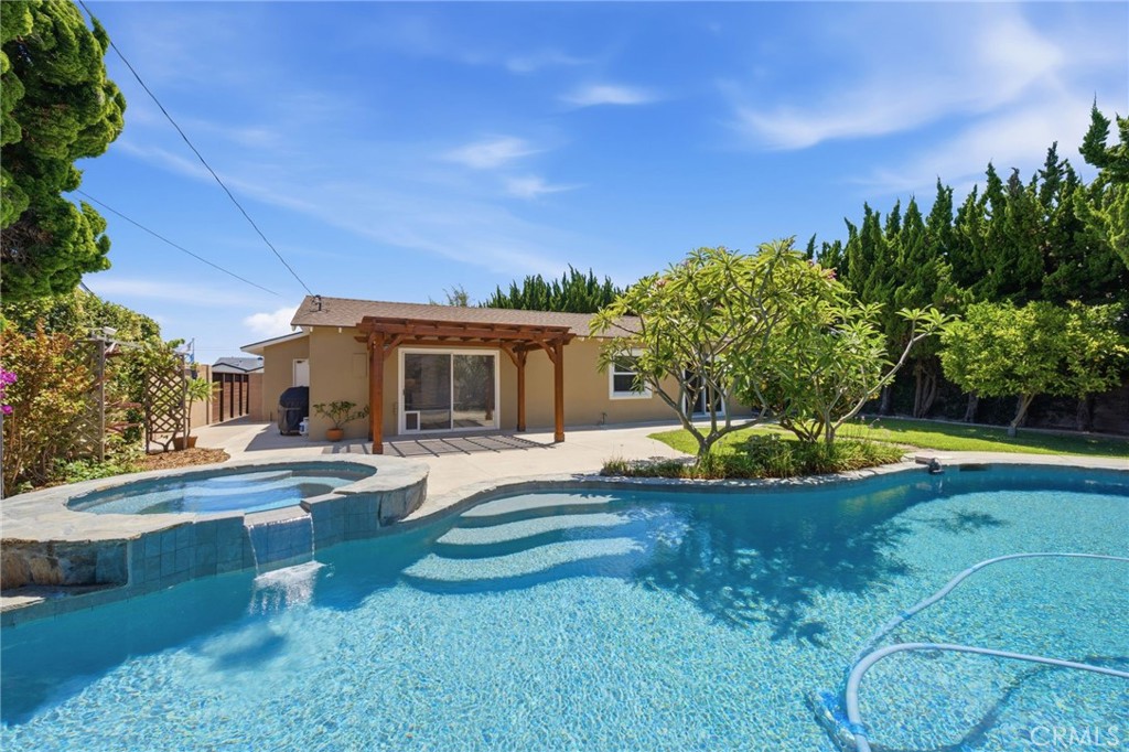 5051 Sisson Drive Property Photo 17