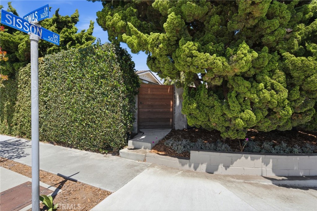 5051 Sisson Drive Property Photo 34
