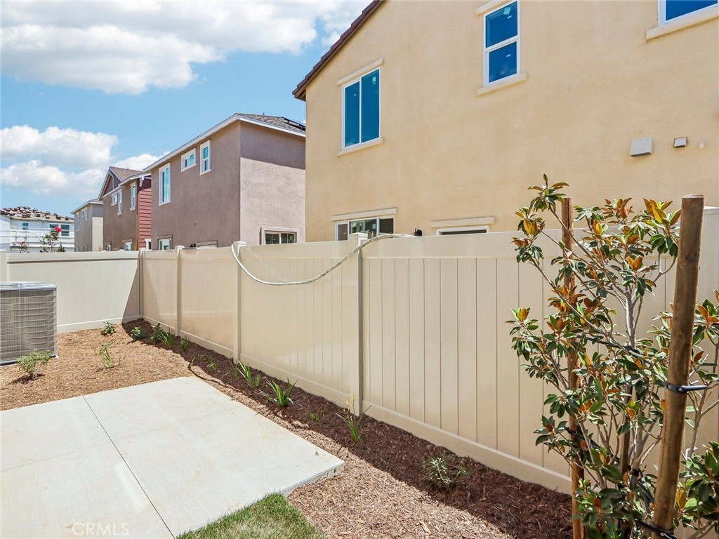 40118 Campos Elegantes Property Photo 5