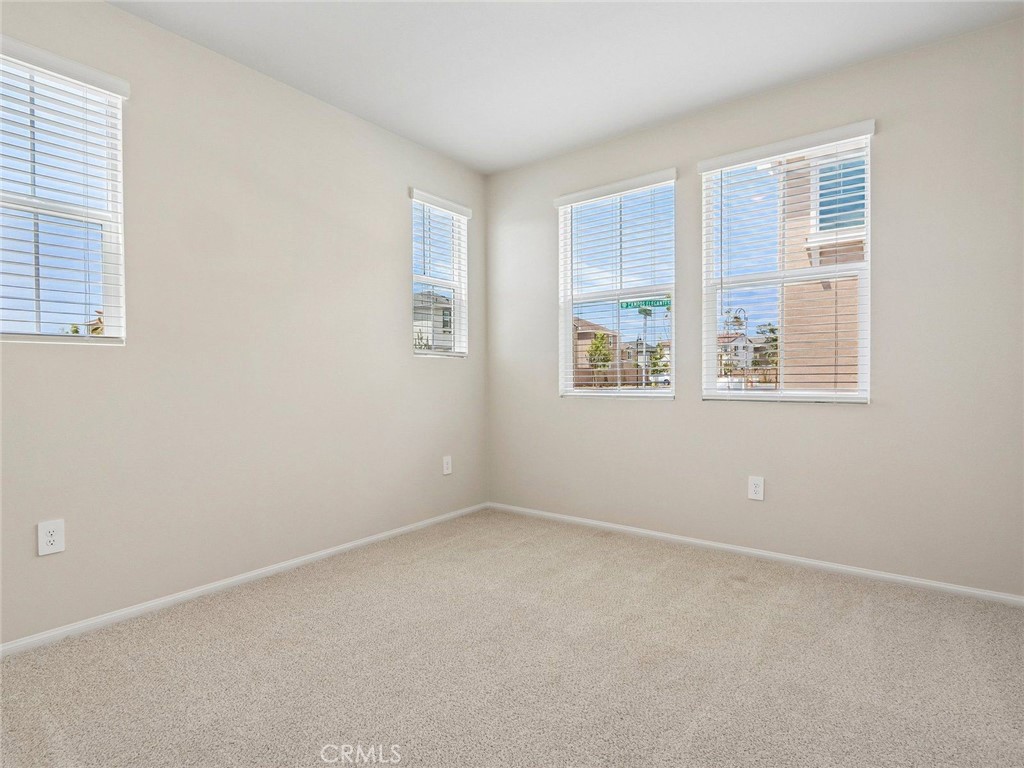 40118 Campos Elegantes Property Photo 11