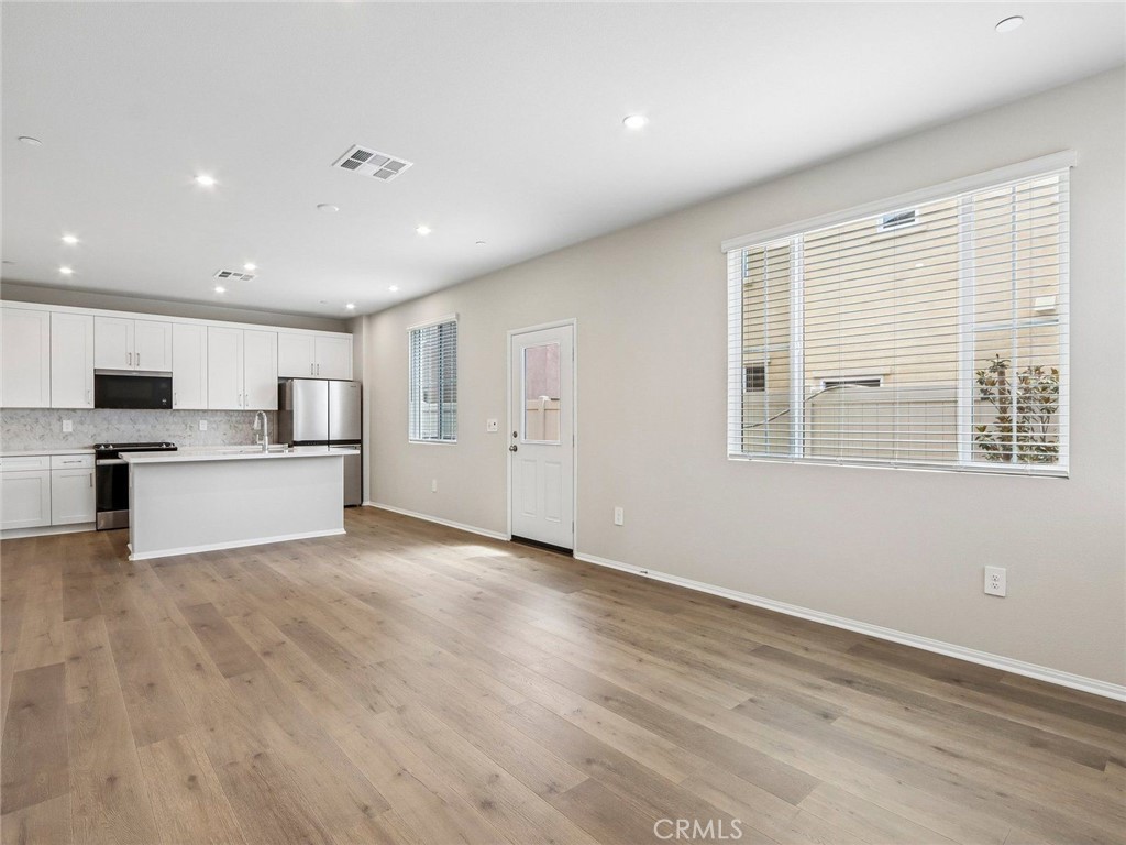 40118 Campos Elegantes Property Photo 18
