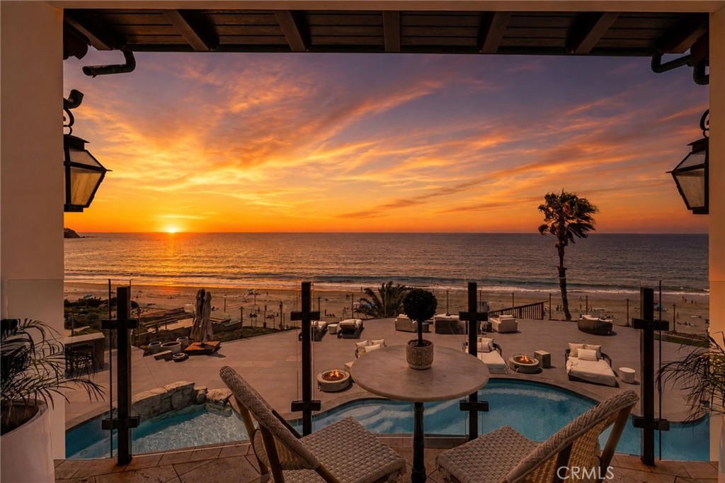 417 Paseo De La Playa Property Photo 1