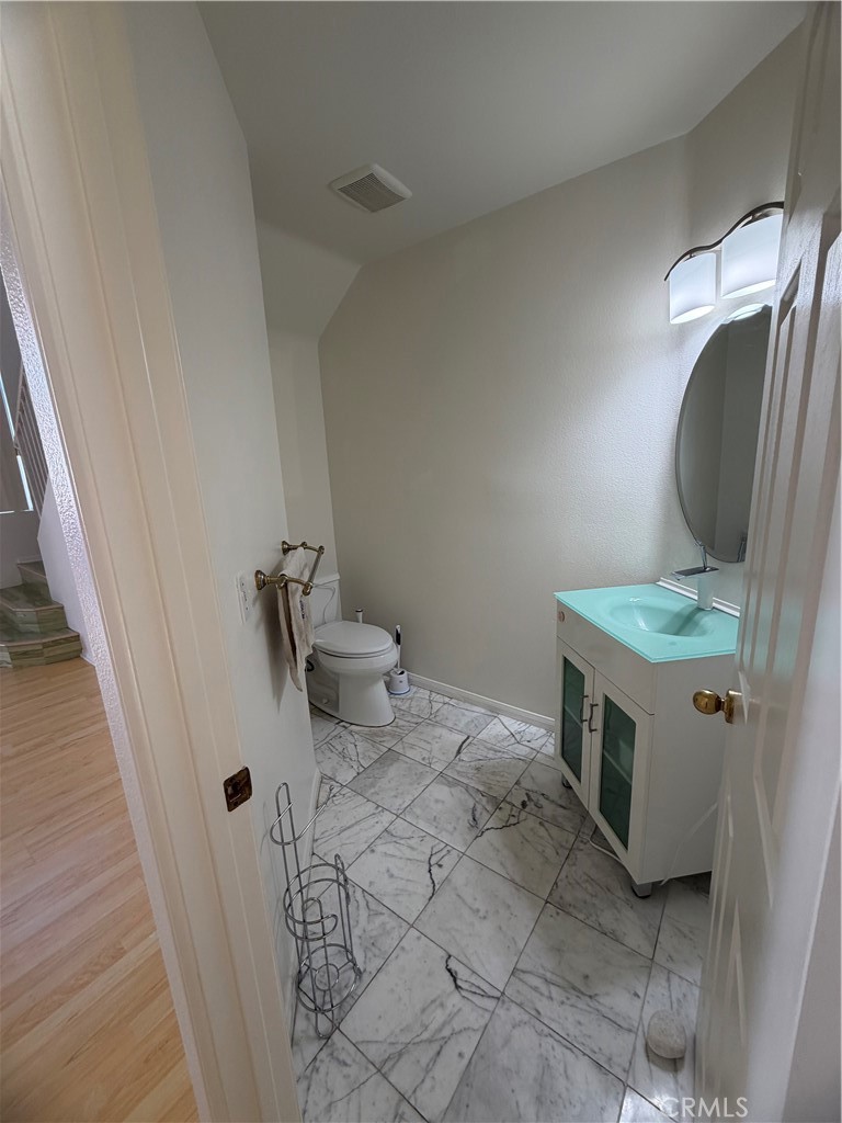 23812 Los Codona Property Photo 9