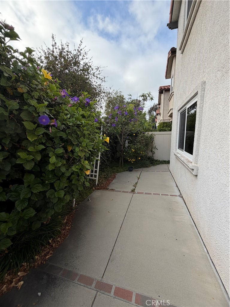 23812 Los Codona Property Photo 29