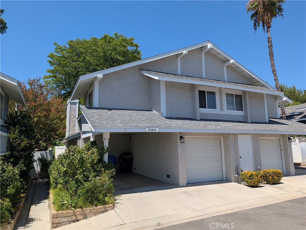25255 Avenida Dorena Property Photo 2