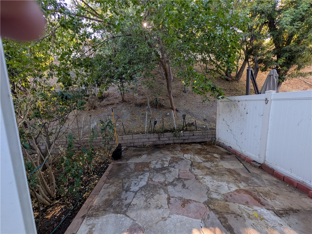 25255 Avenida Dorena Property Photo 4