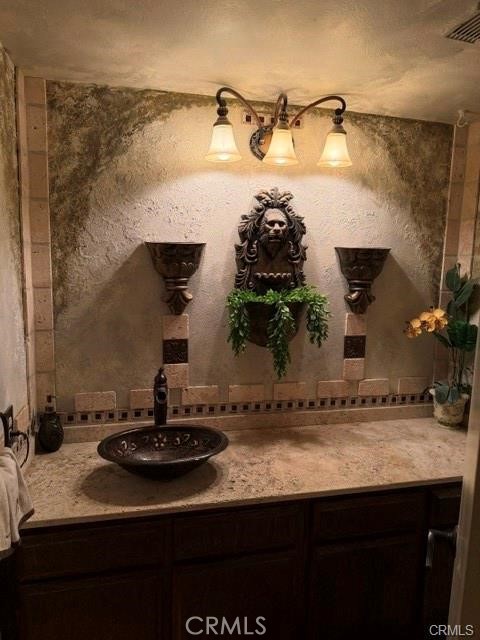 25255 Avenida Dorena Property Photo 13