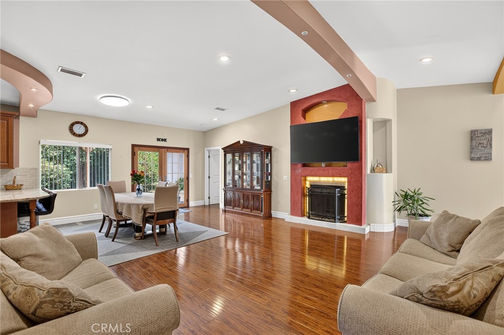 15733 Walbrook Property Photo 3