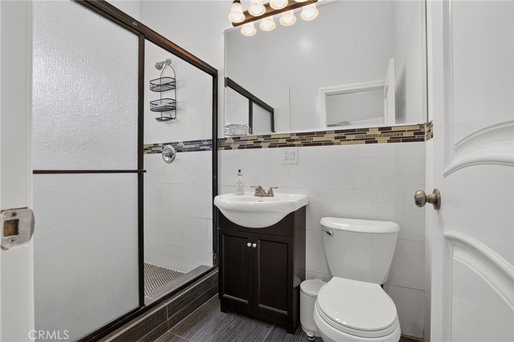 15733 Walbrook Property Photo 12