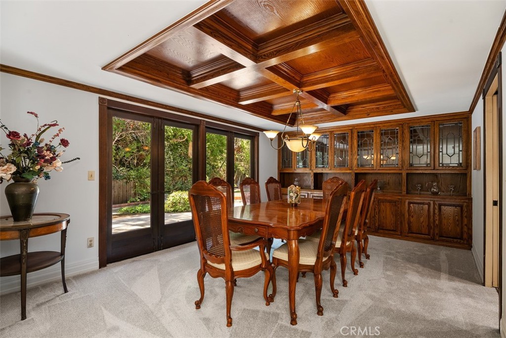 1632 Se Skyline Drive Property Photo 6