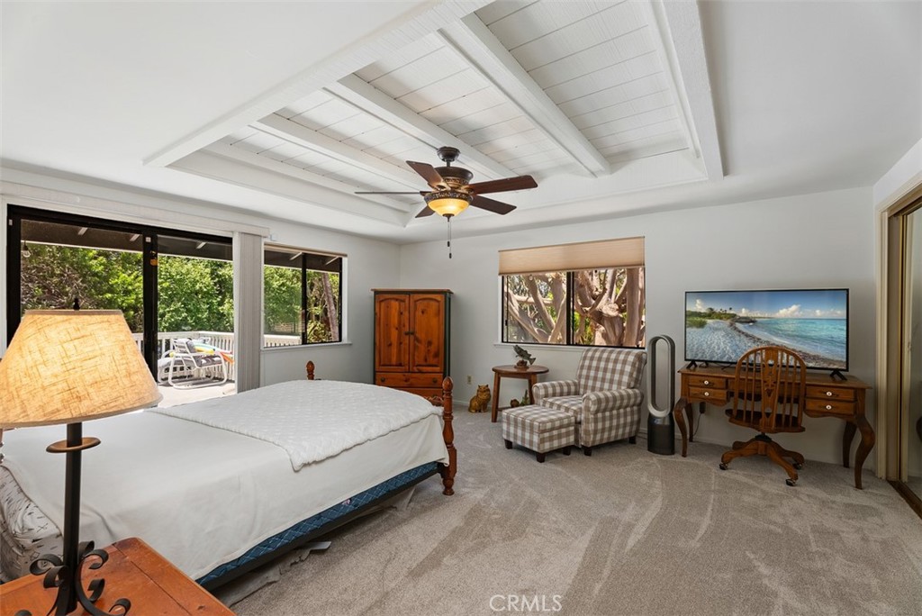 1632 Se Skyline Drive Property Photo 25
